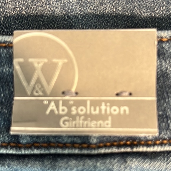 Wit & Wisdom LUXE TOUCH Girlfriend Jean.  Blue Vintage Distressed Denim - Picture 7 of 15